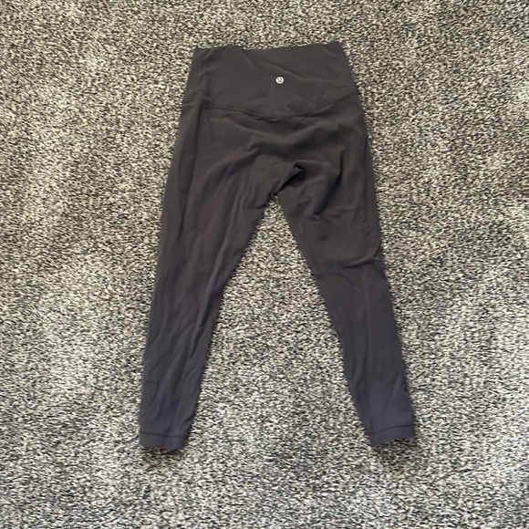 Lulu leggings size 4 - Picture 2 of 2